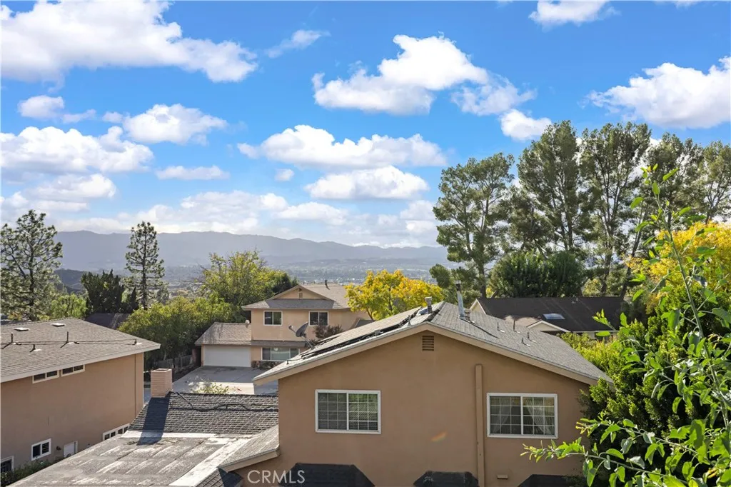 22211 Barbacoa, Santa Clarita, California 91350 home-pic-2